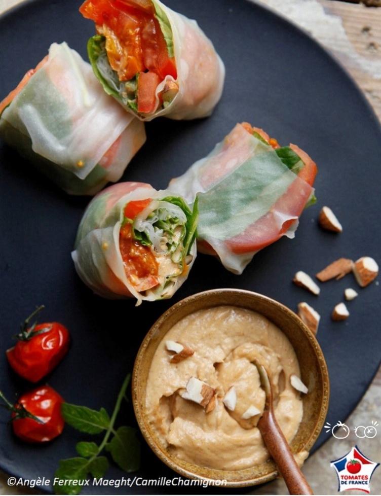 Rouleaux de printemps aux tomates de France, amandes et basilic AOP